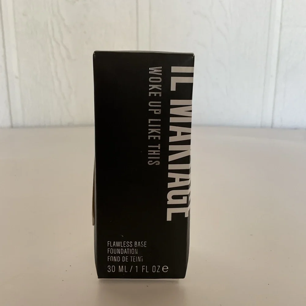 IL Makiage woke Up Like This Flawless Base Foundation in Shade 035